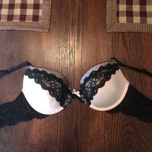 VS lace pink/black bra